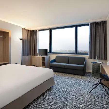 Crowne Plaza Milan Linate By Ihg-3